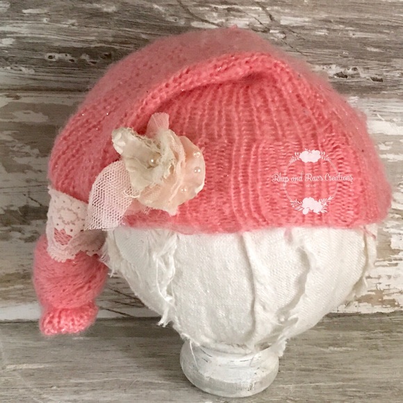 Newborn Sleepy Hat Photo Prop - Picture 3 of 5